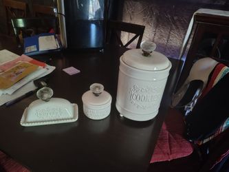 Pier 1 imports 3 canister kitchen set