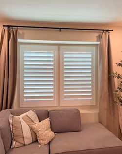 Window Shutters (FREE ESTIMATES & SAME DAY PRICING)- Wood, Plantation, Custom, Interior, Treatments, Coverings. Persianas de Madera. Se Habla Espanol.