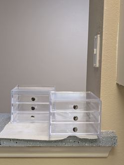 Plastic Makeup Cosmetics Organizers - Set of 2
