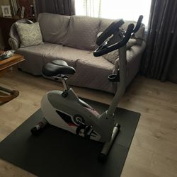 Schwinn 140 Exercise Bike