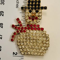 Beautiful Ladies Holiday Brooches Snowman 