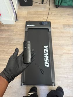 YEMSD Walking Pad Treadmill with Remote – Works Great