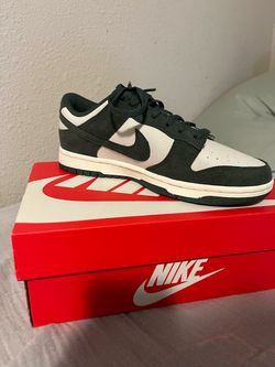 Nike Dunk Low Women’s Size 7 - Brand New w/ Box
