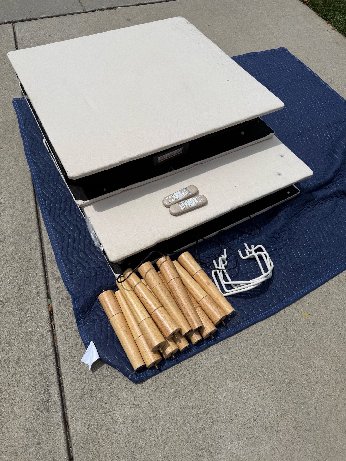 Avocado Electric Adjustable Bed Frames