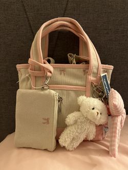 Bow Tote