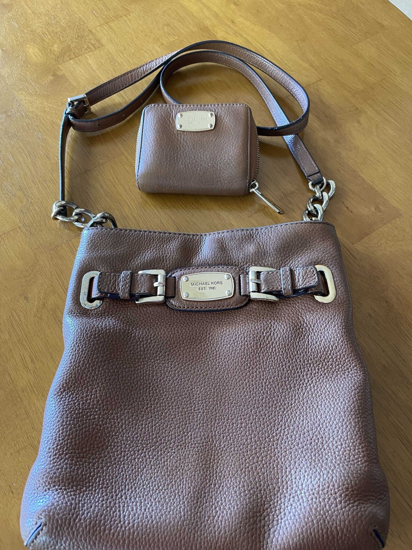 PURSE AND WALLET