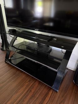 $60 TV STAND