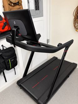 Peloton tread (2021)