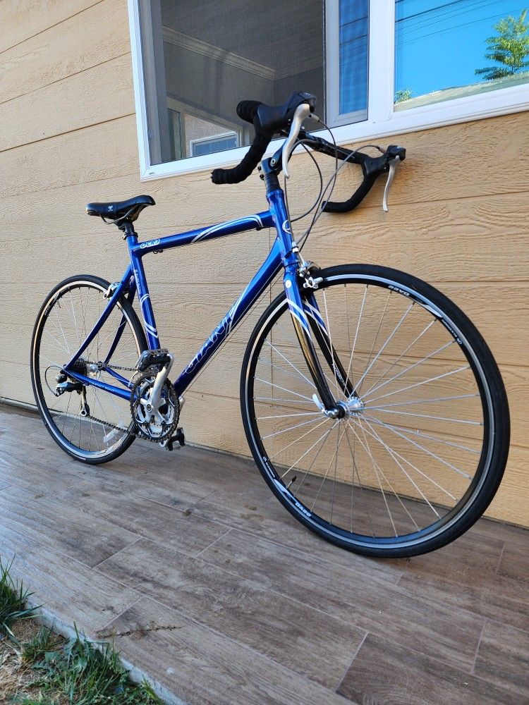 GRANT OCR 3 ROAD BIKE