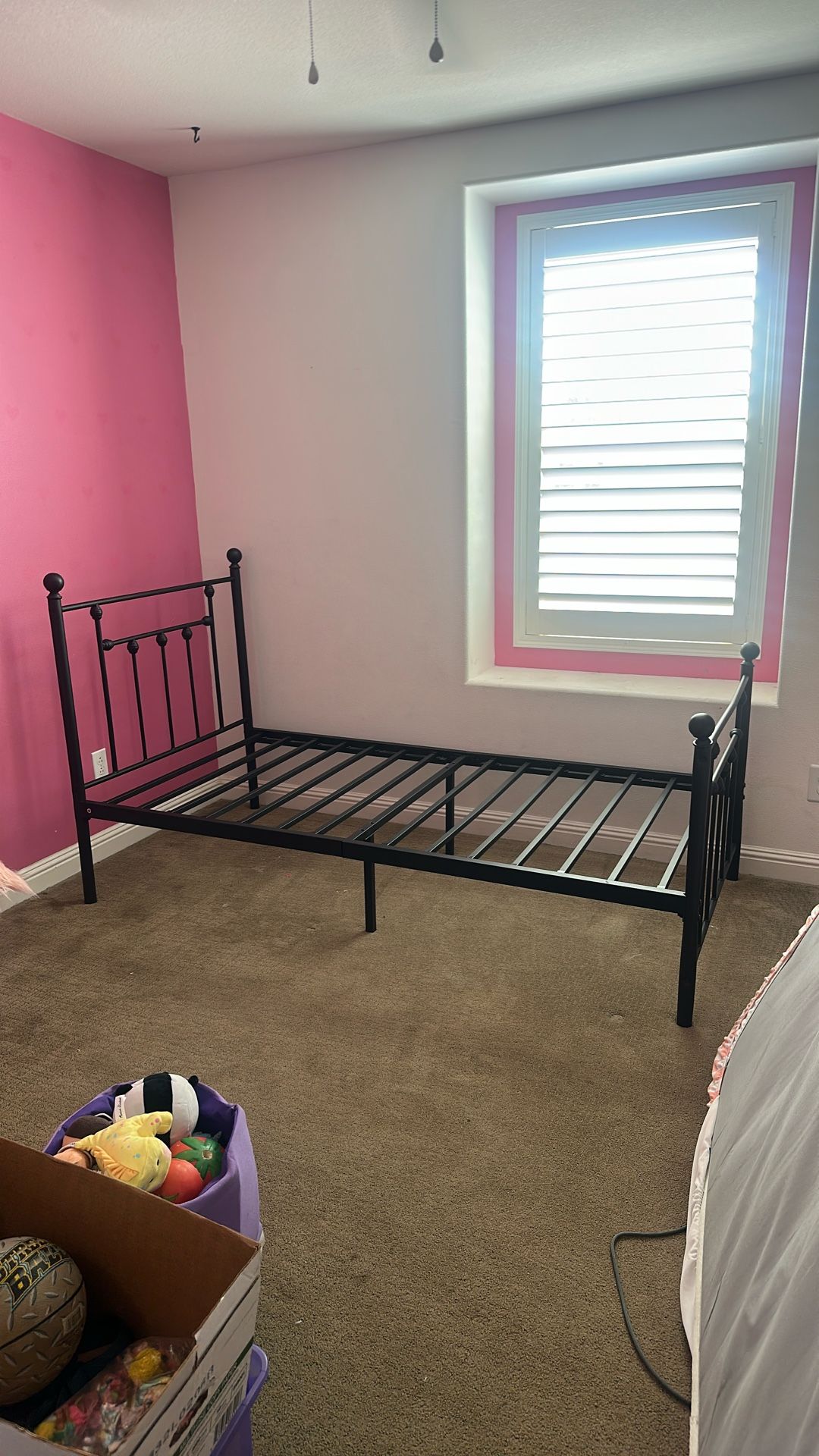Twin bed frame