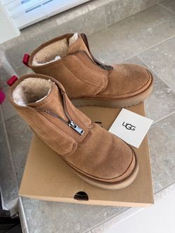 UGG Neumel