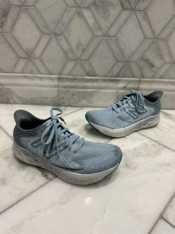 Size 8.5 Women’s New Balance Fresh Foam 1080 V11 Sneakers