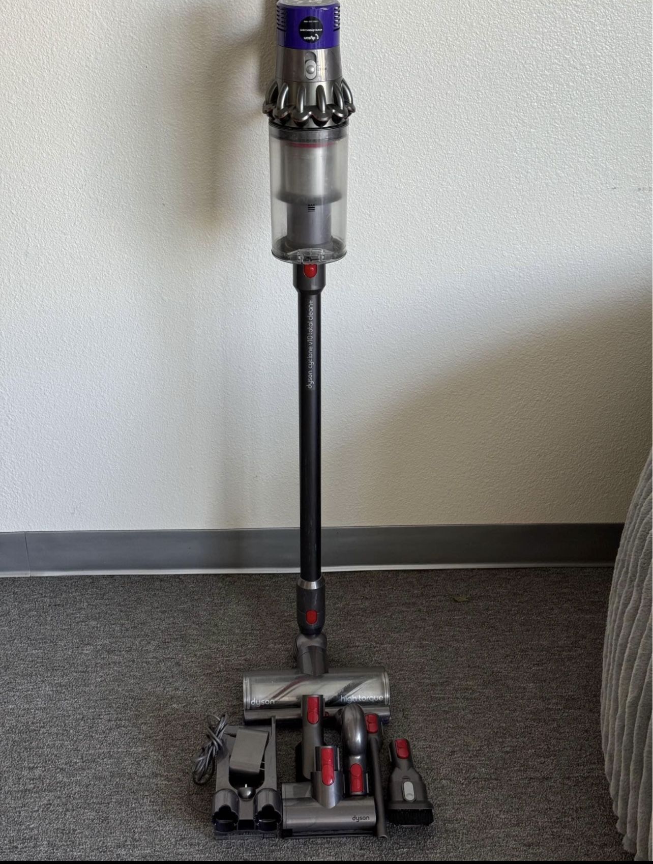 Dyson Cyclone V10 Animal + Cordless Vacuum Cleanery