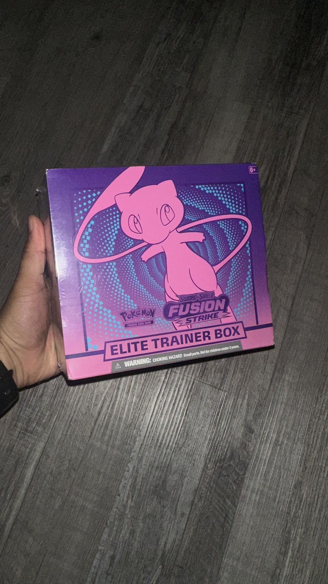 Fusion Strike ETB