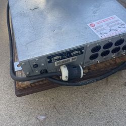 APC RACK MOUNT UPS