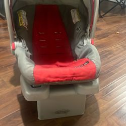 Graco Click N Connect Car Seat