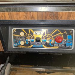 Table Top TAITO Space invaders Video Game