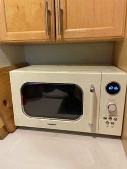 Beige Retro Microwave
