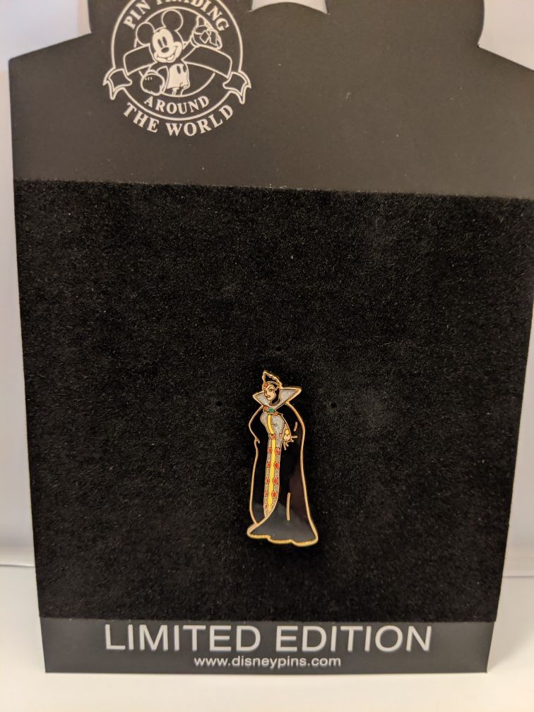 Disney pin limited edition 1000 evil queen space-age series pin