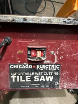 Chicago Electric 7" Portable Wet Cutting Tile Saw