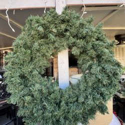 Large Wreath $30