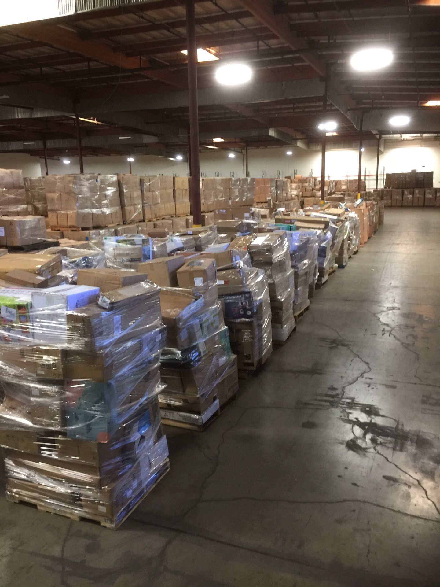 AMAZON PALLETS FOR SALE for Sale in Rancho Cucamonga, CA OfferUp