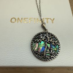 Onefinity Silver Pendant Necklace 