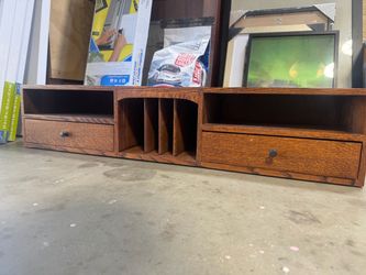 Desk or dresser topper