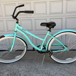 Huffy Venice Cruiser Bicycle