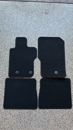 Ford Bronco Carpet Floor Mats 4-Door (Never Used)