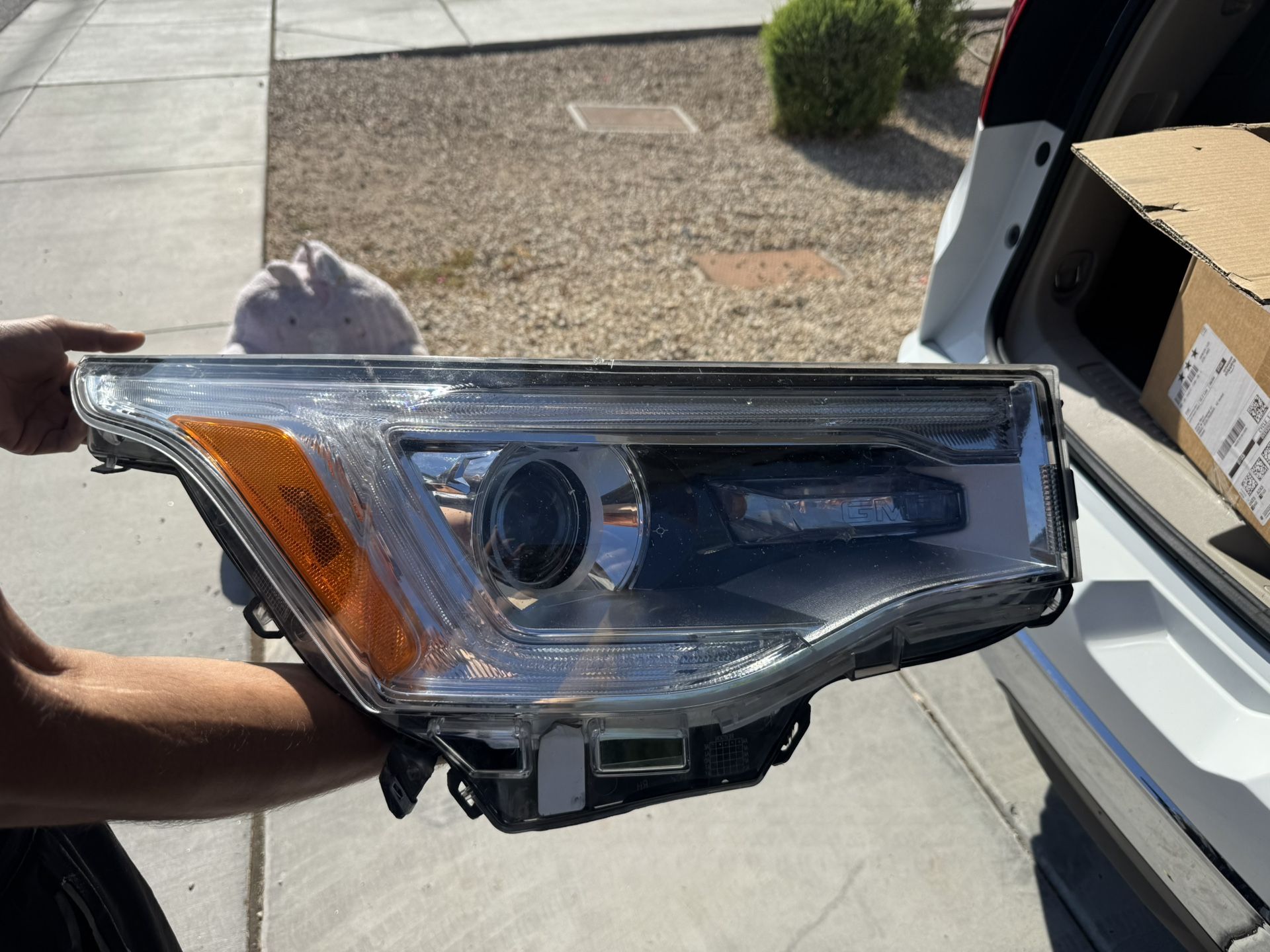 Headlight 2019 Acadia Passenger