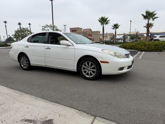 LEXUS