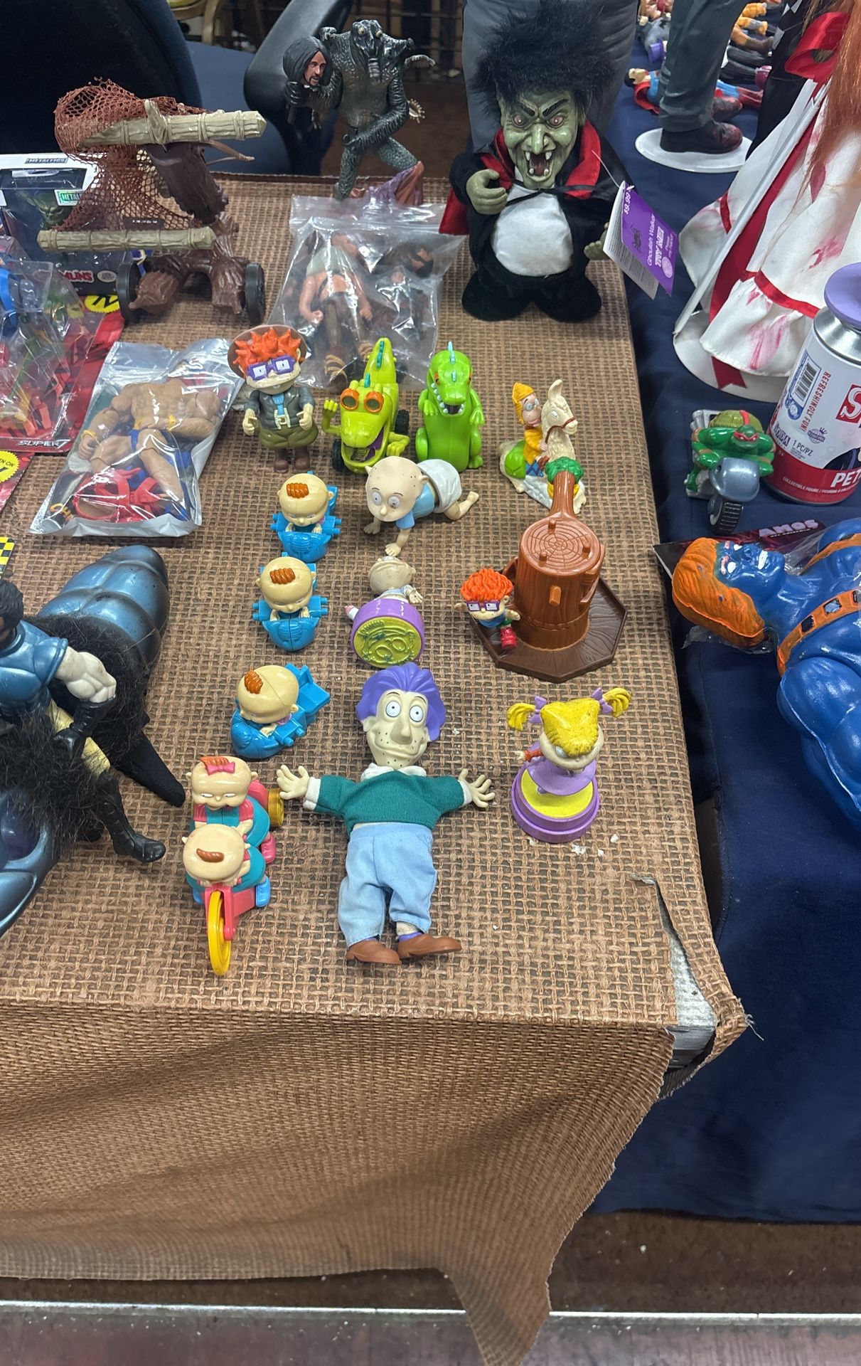 Lot Of Rugrats Little Figures.