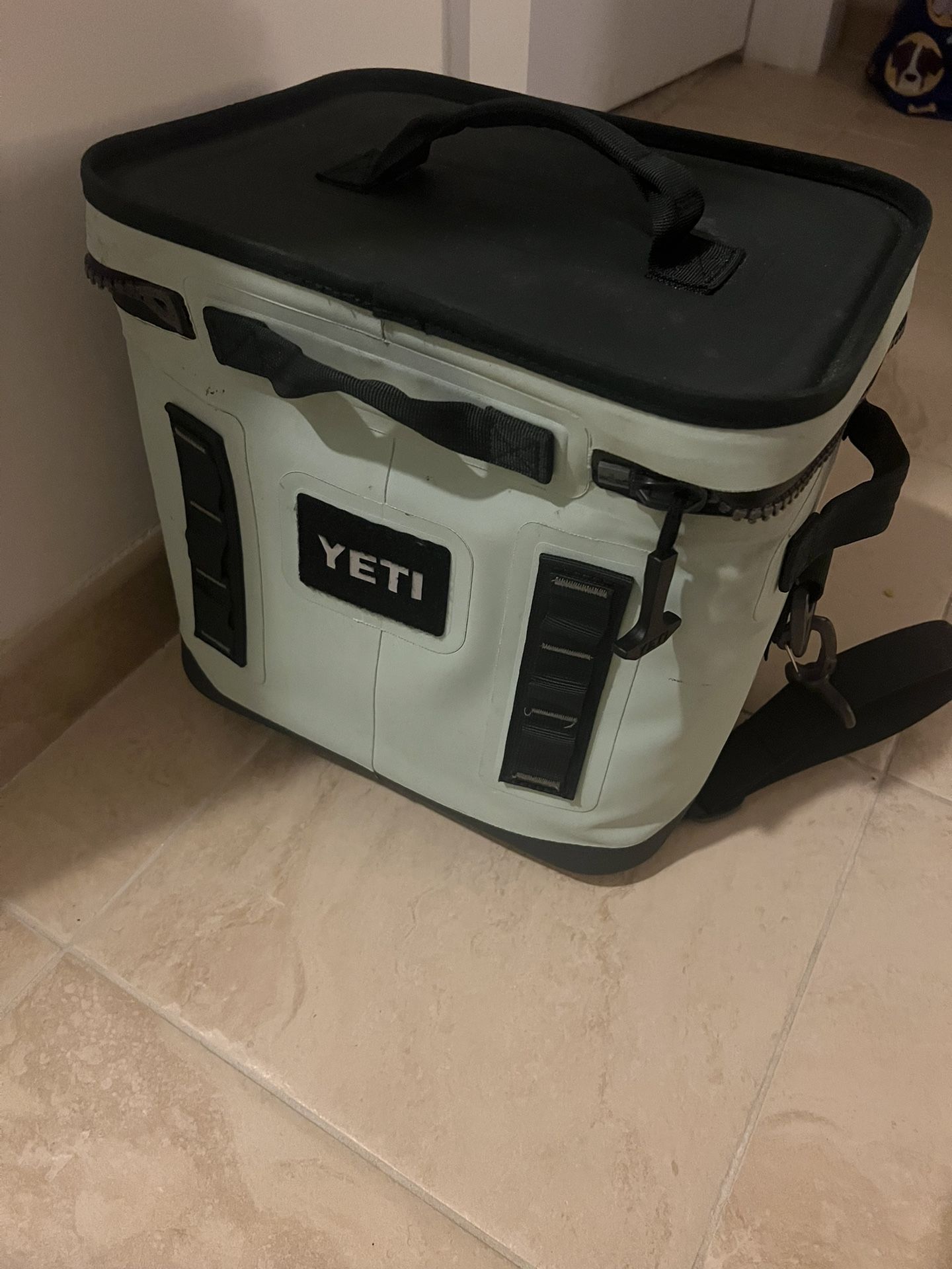 Yeti Hopper Flip 12 Soft Cooler
