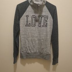 Size Large Pullover Long sleeve 