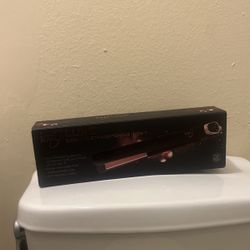 ion luxe ceramic Straightening Iron 1 