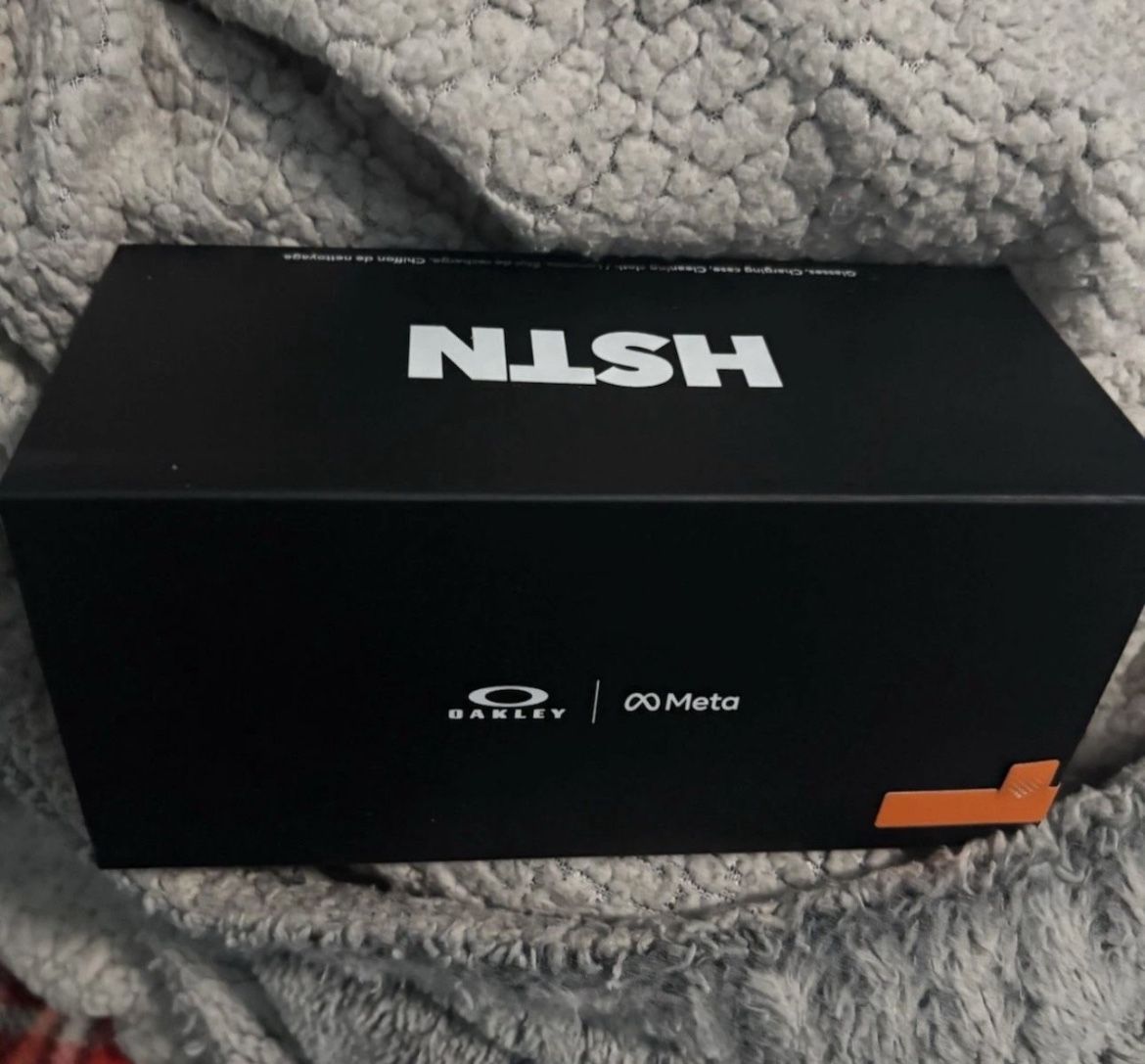 Oakley Meta HTSN glasses clear lenses