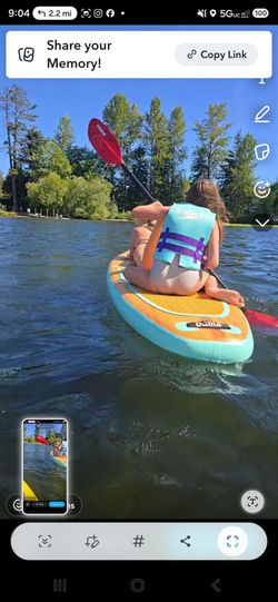 Duma paddle board.