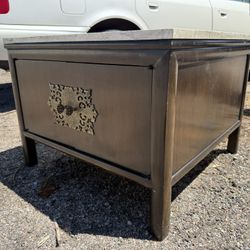 1970’s Vintage Walnut End Table or Side Table 