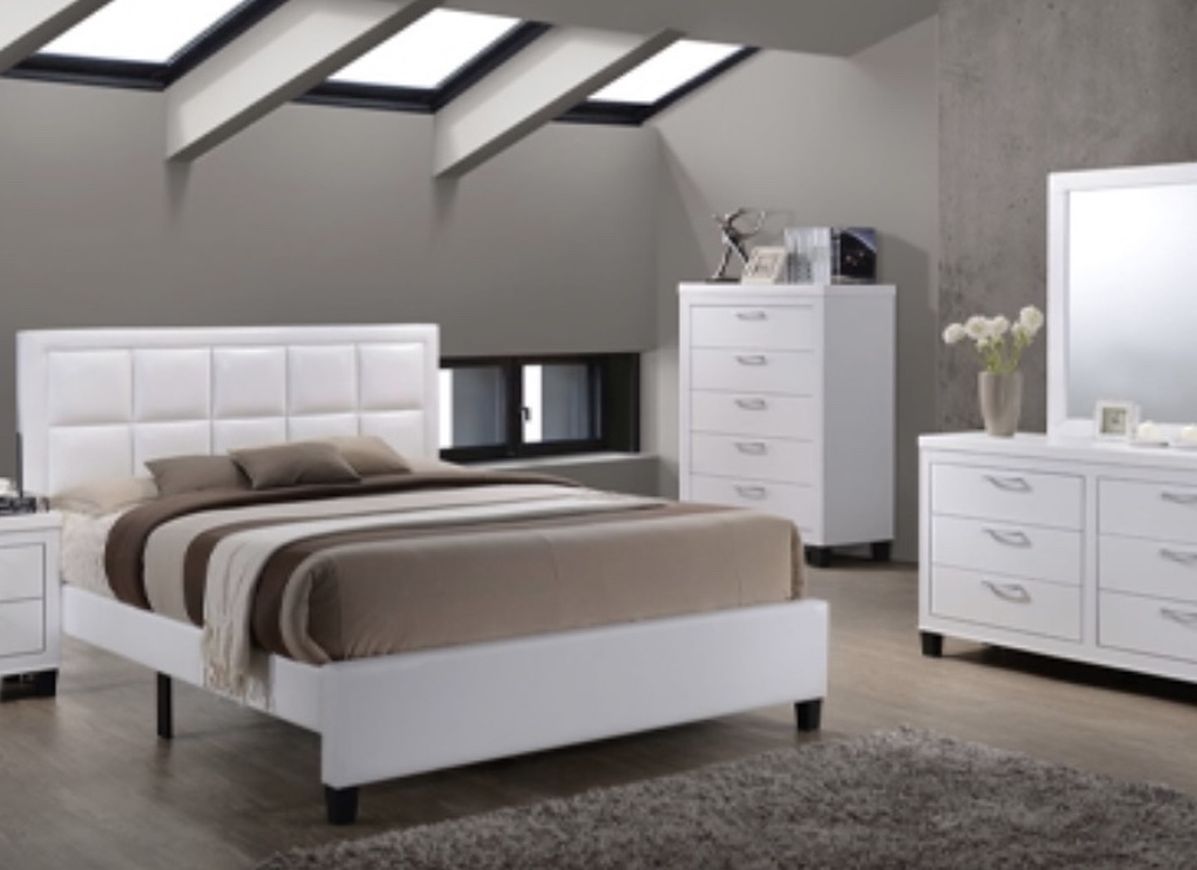 $799 Special -> Queen Bedroom (mattress Included)