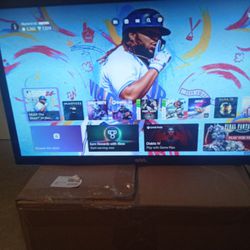 Xbox1s, 24 Inch Roku Tv, 2 Controllers, Headset