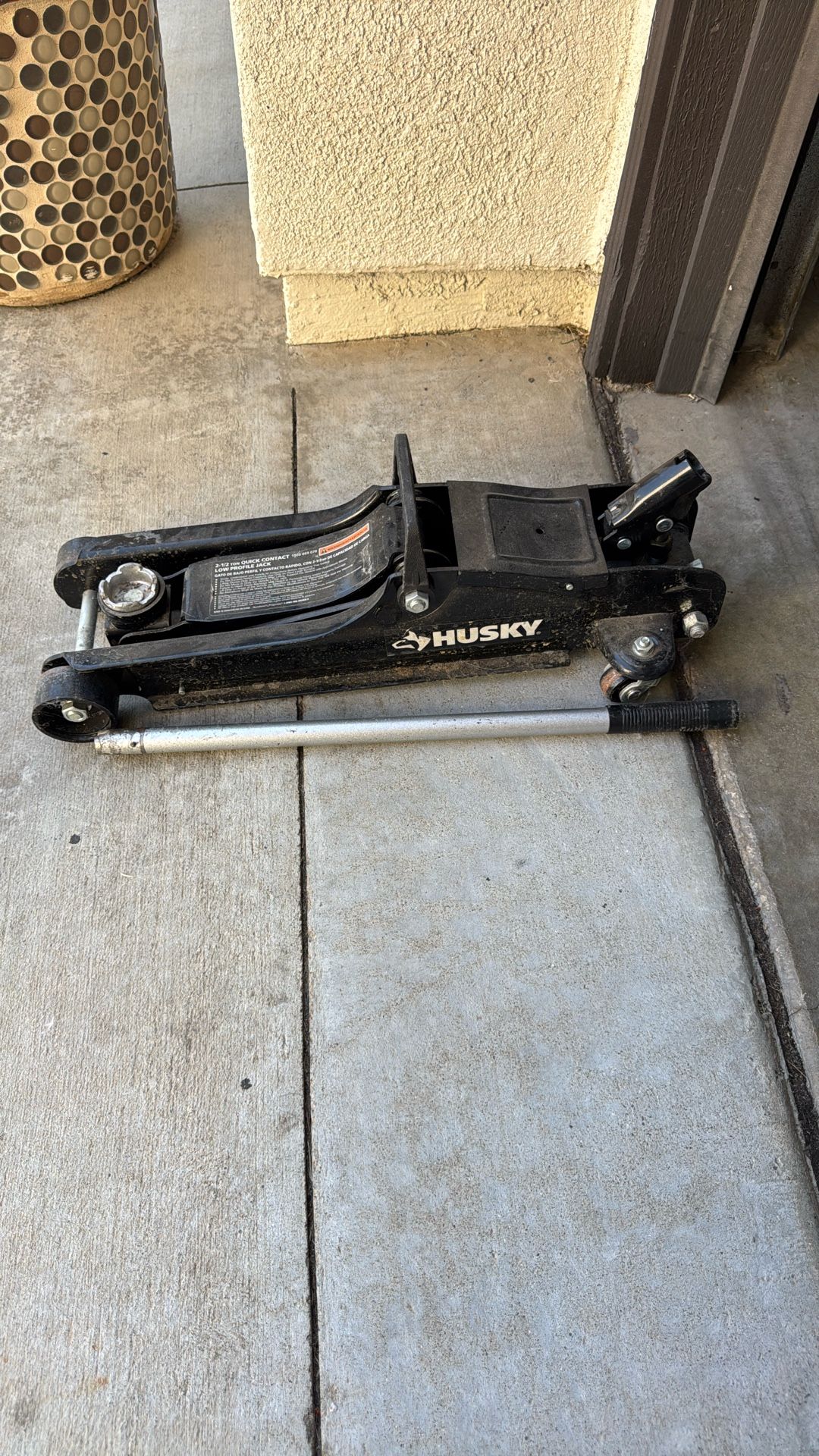 Husky 2 1/2 Ton Floor Jack