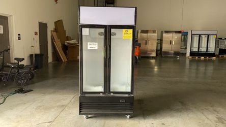 Clearance 36 in two glass door upright refrigerator 102235H0815