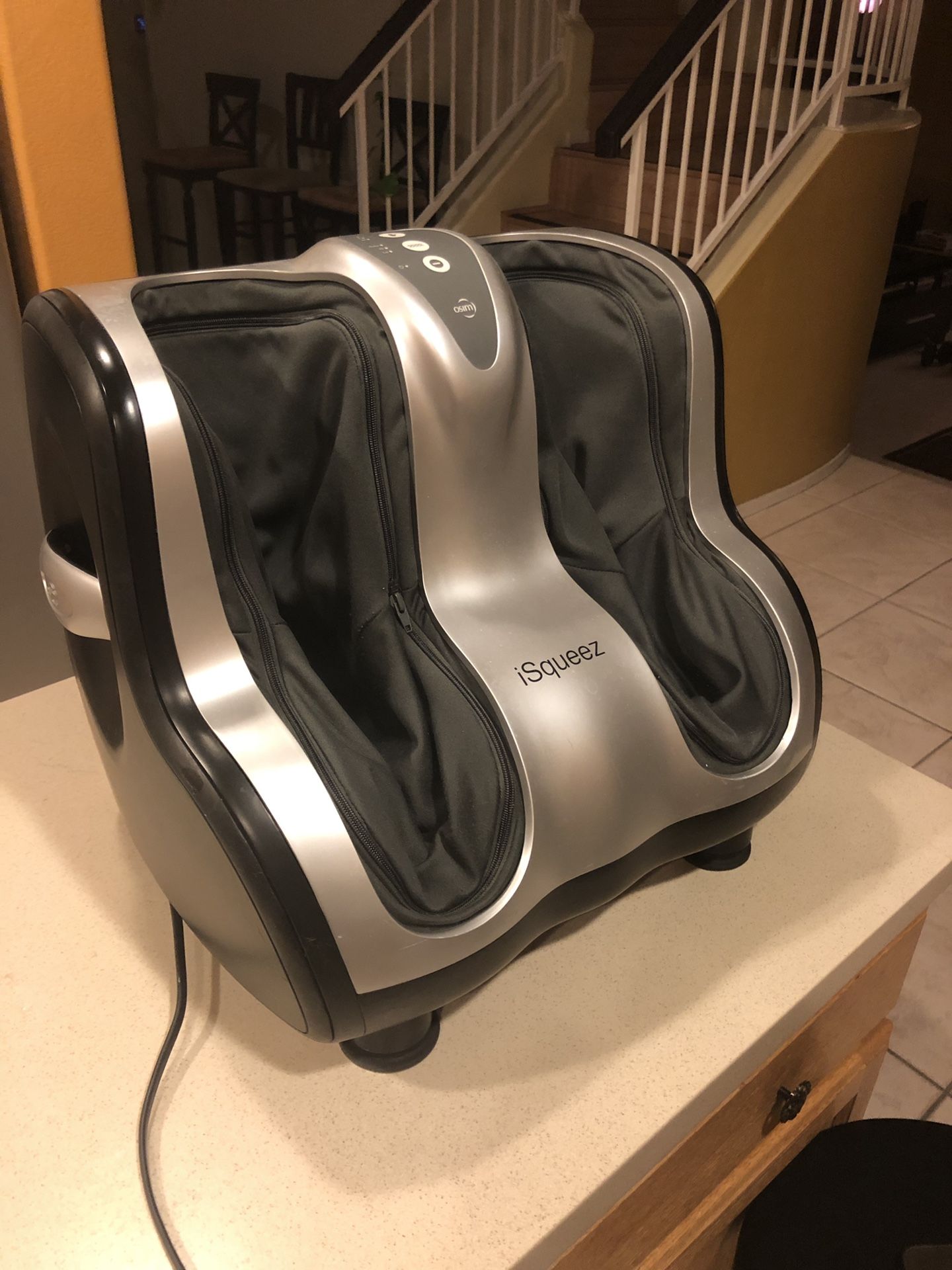 iSqueez Foot Massager like new... original price $299 selling $120 OBO
