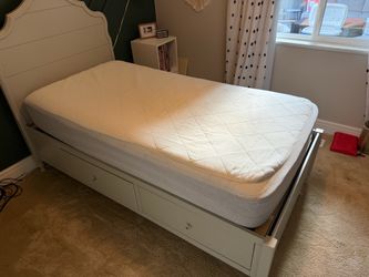 Pottery Barn Kids Juliette Twin Storage Bed + Mattress – Gray