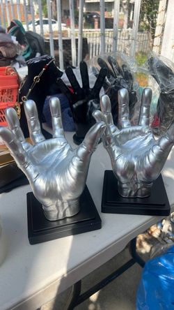 Decoration 2 hands