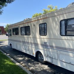 1991 Bounder