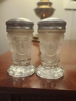 Vintage salt & pepper shakers