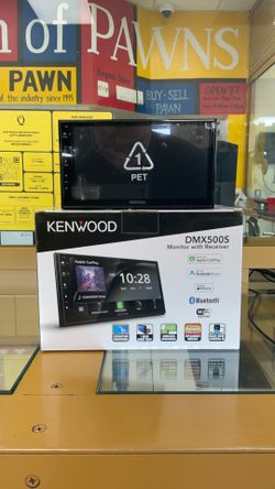 Kenwood DMX500s monitor radio receiver with apple car play and android auto