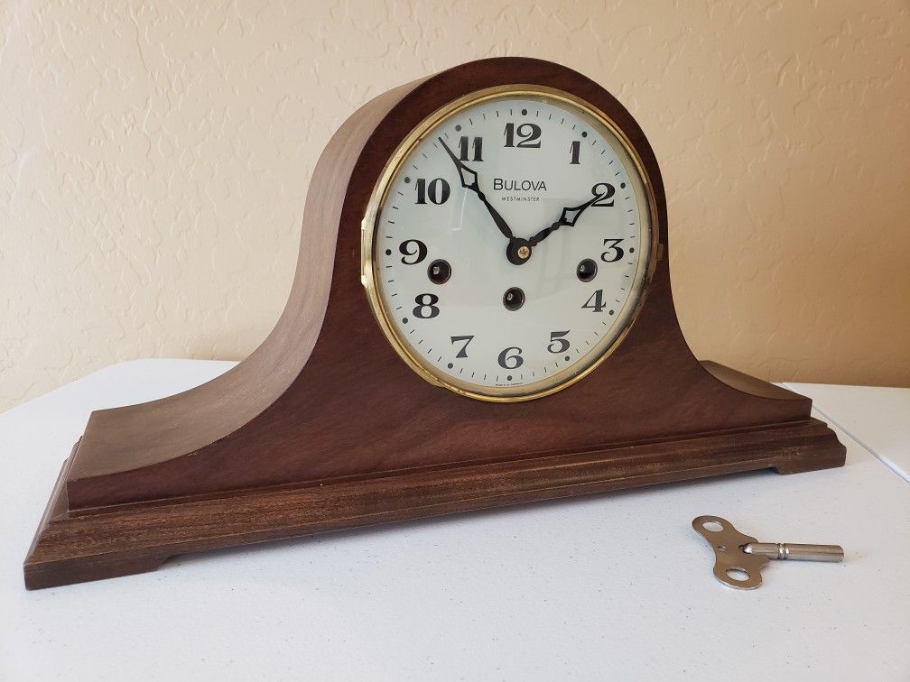 Vintage Bulova Westminster Chime West Germany 340-020 Mantel Clock WITH KEY!